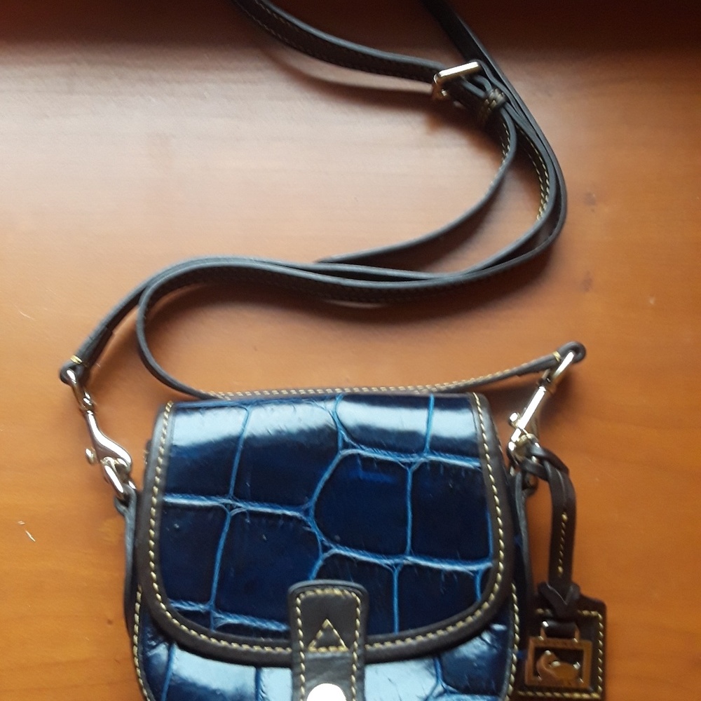 Navy Dooney Crossbody